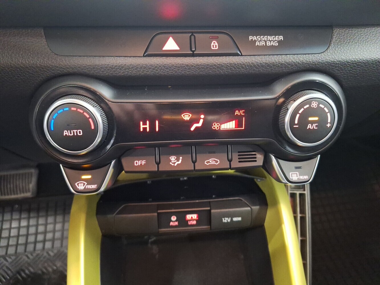 Kia Stonic vaihtoauto