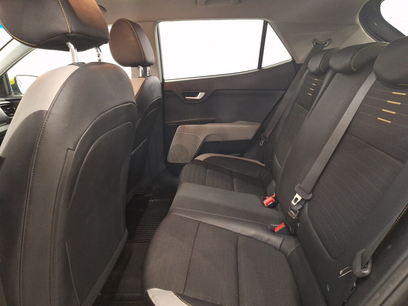 Kia Stonic vaihtoauto
