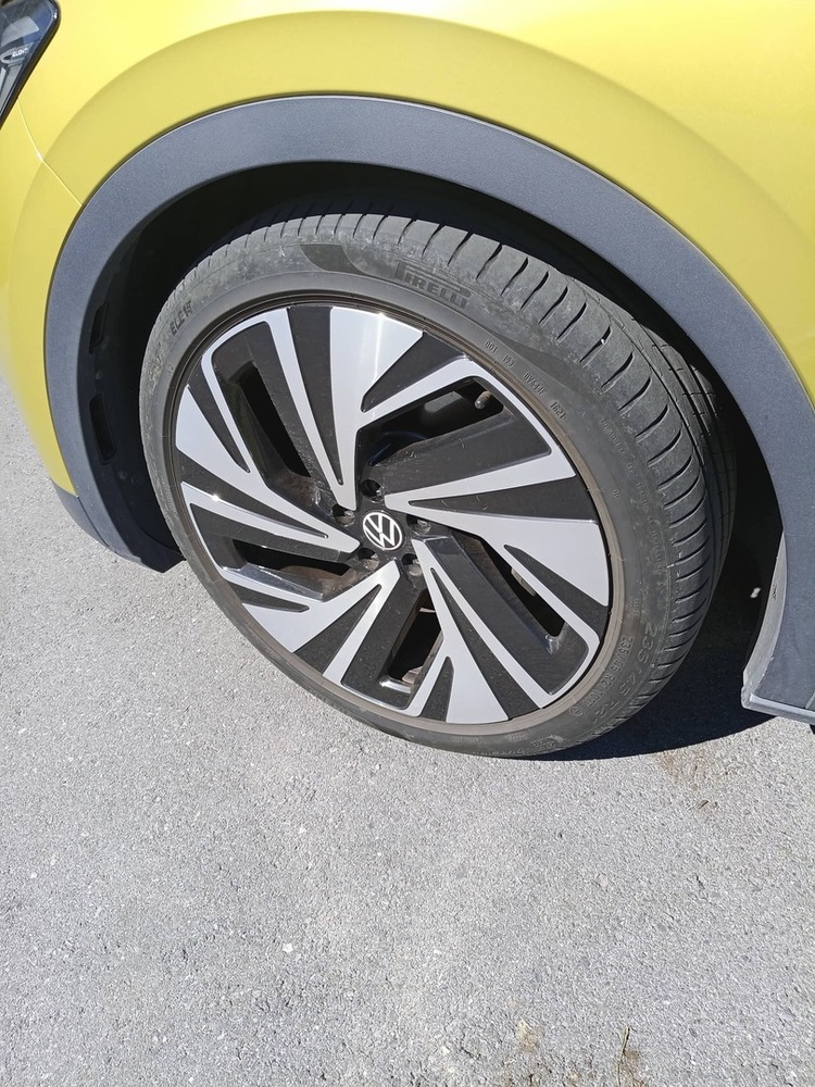 Volkswagen ID.4 vaihtoauto