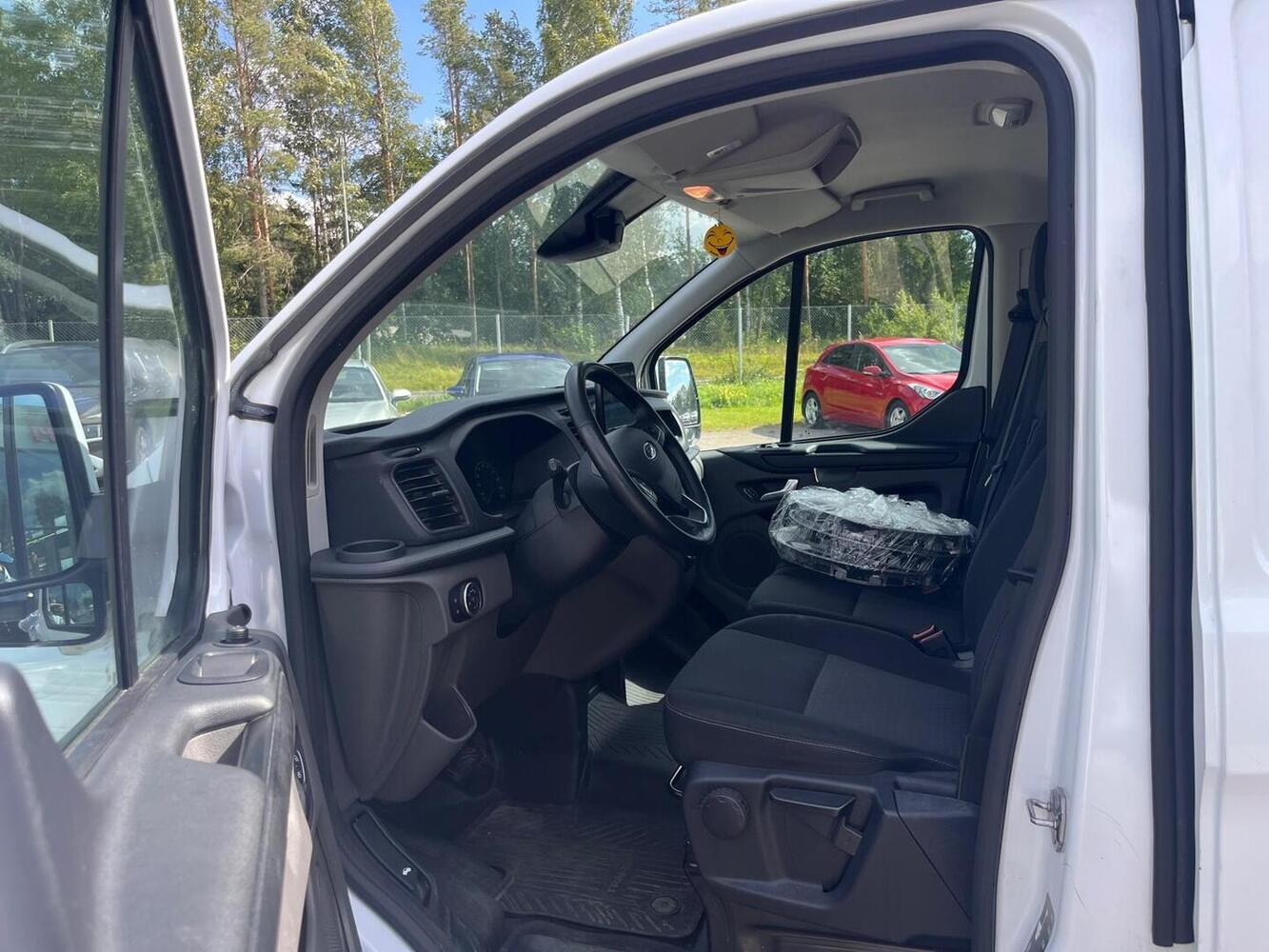 Ford Transit Custom vaihtoauto
