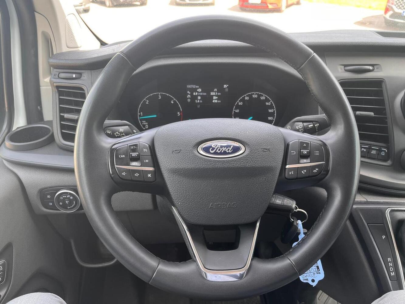 Ford Transit Custom vaihtoauto