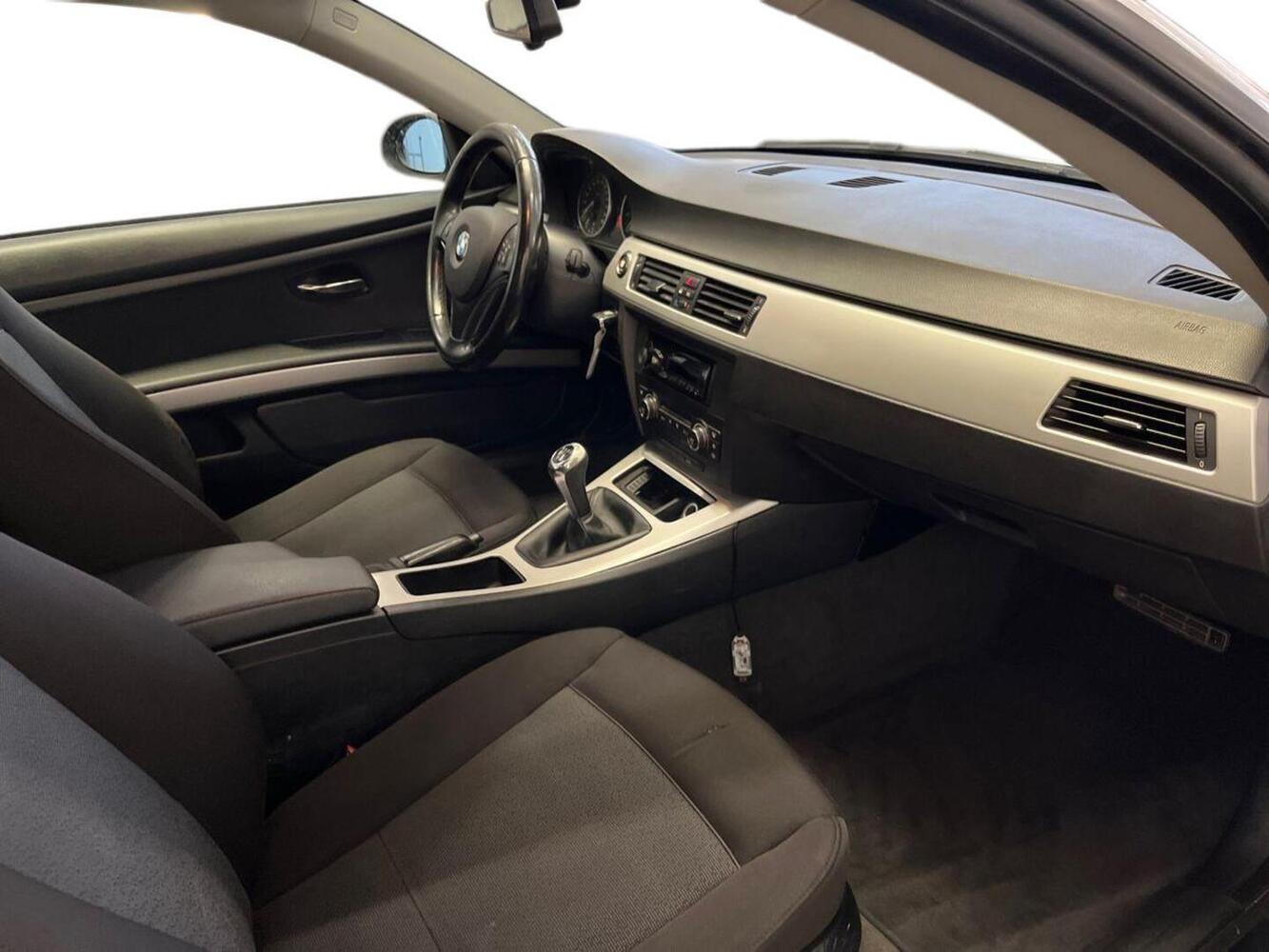 BMW 320 vaihtoauto