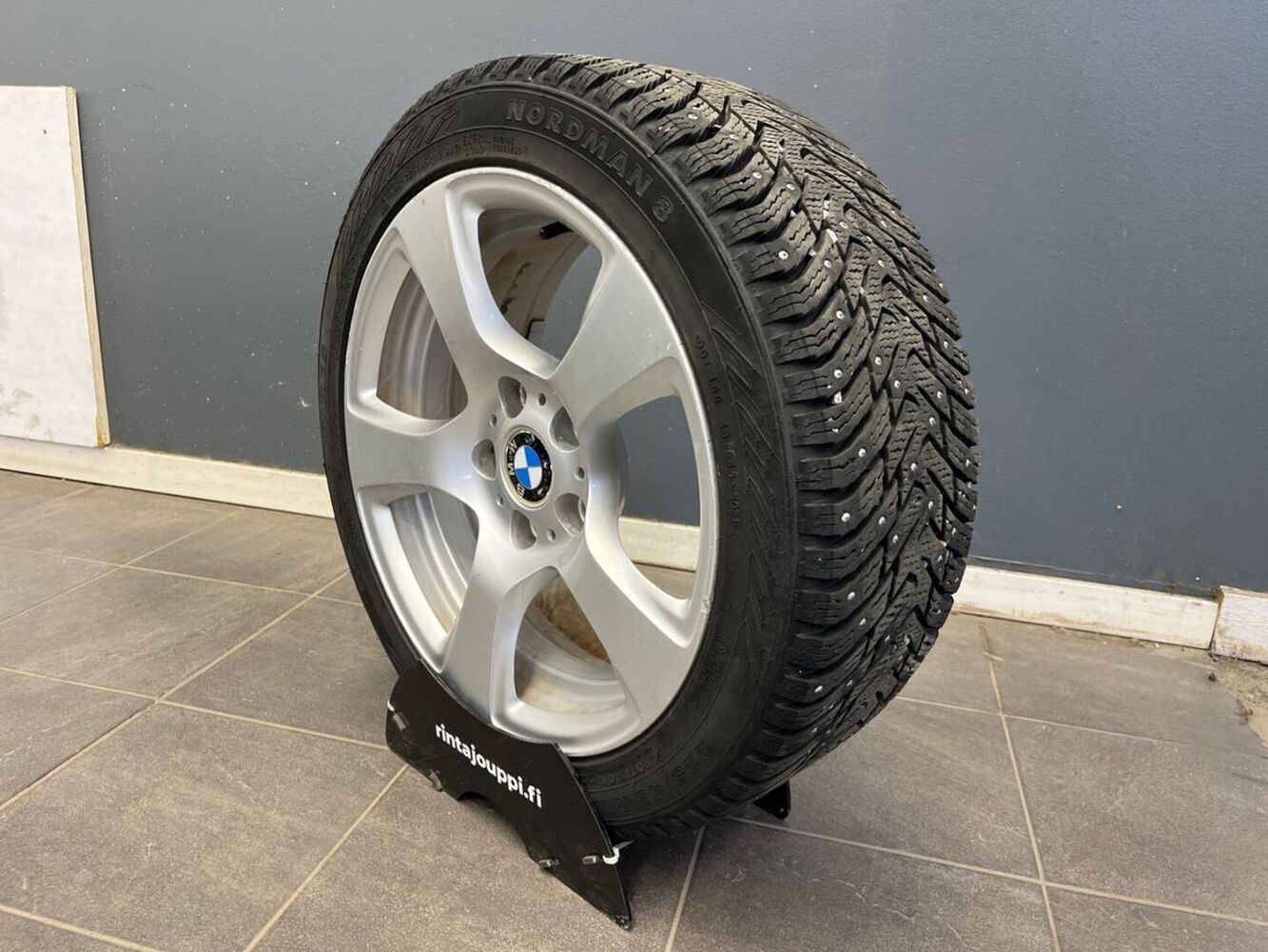 BMW 320 vaihtoauto