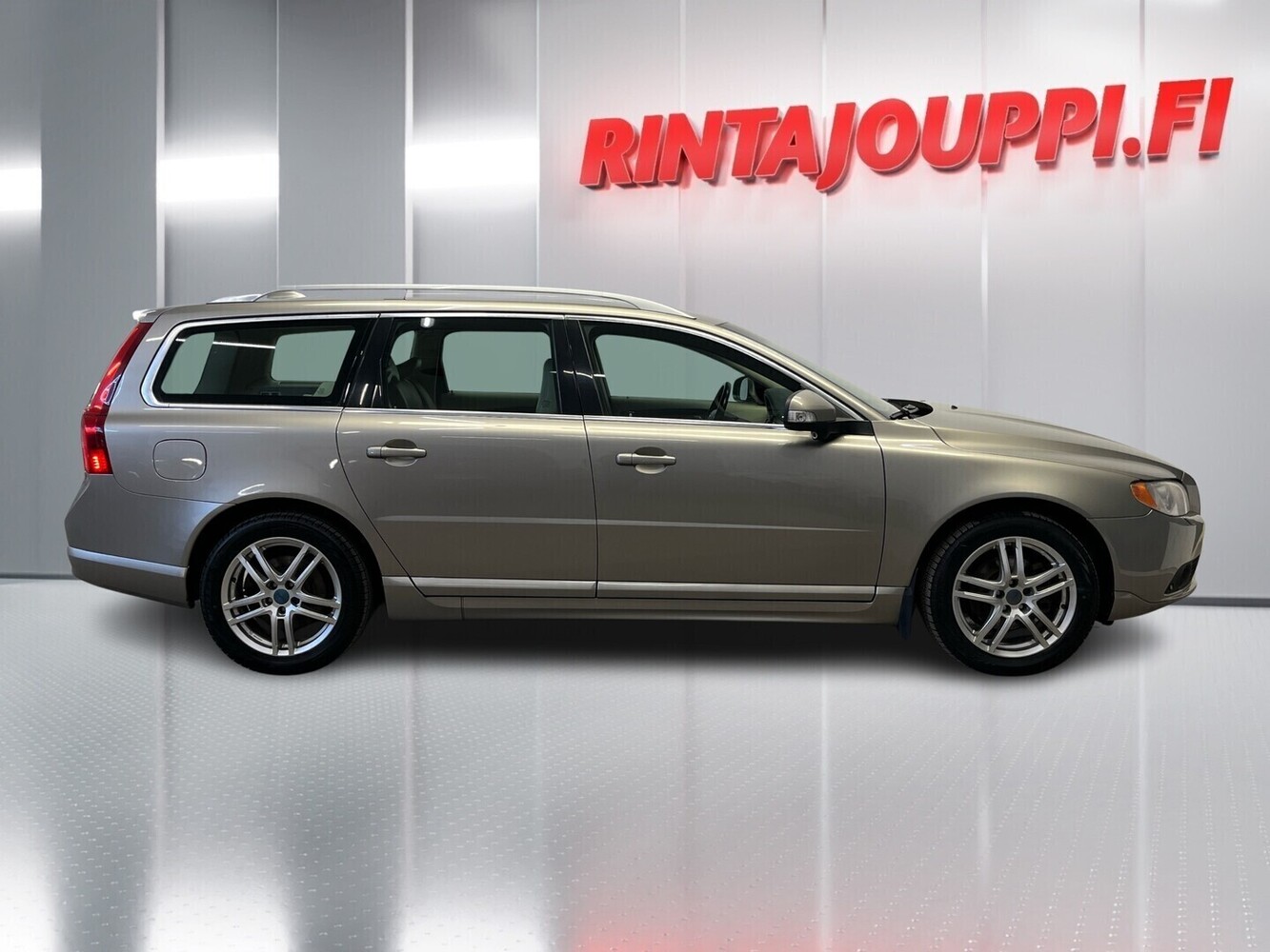 Volvo V70 vaihtoauto