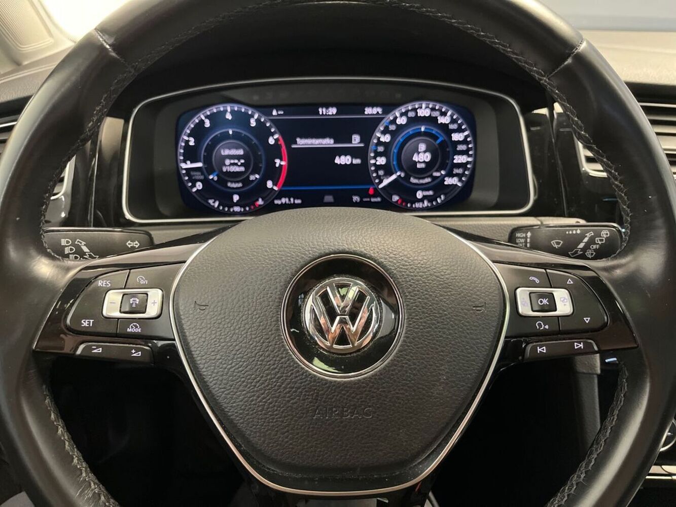 Volkswagen Golf vaihtoauto
