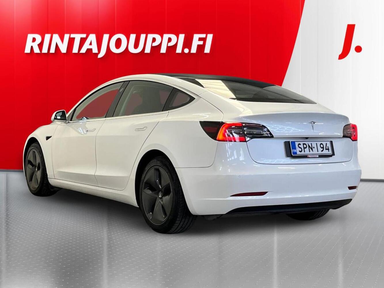 Tesla Model 3 vaihtoauto