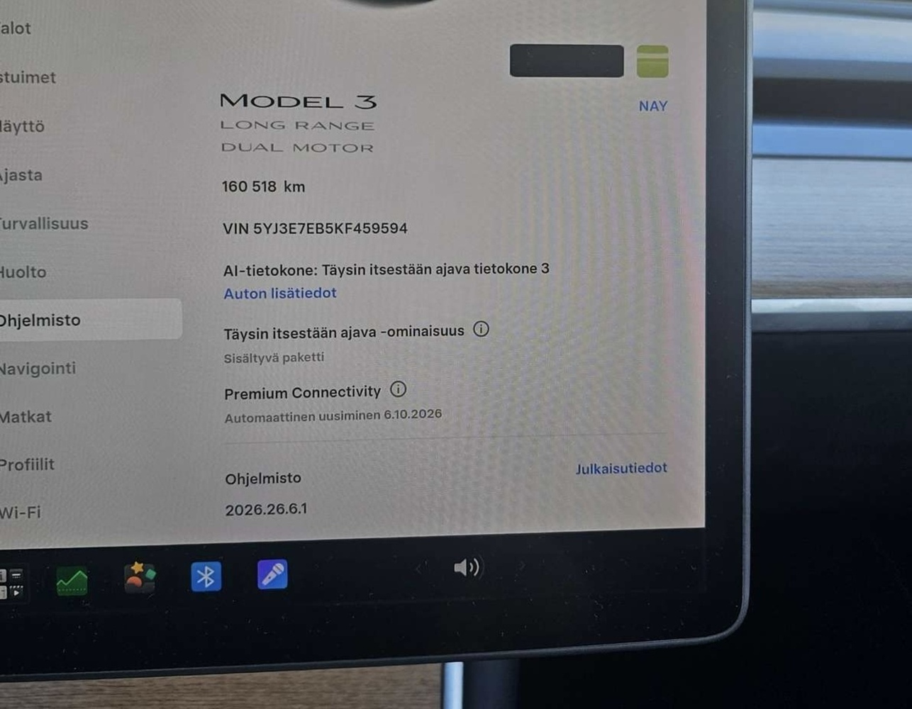 Tesla Model 3 vaihtoauto