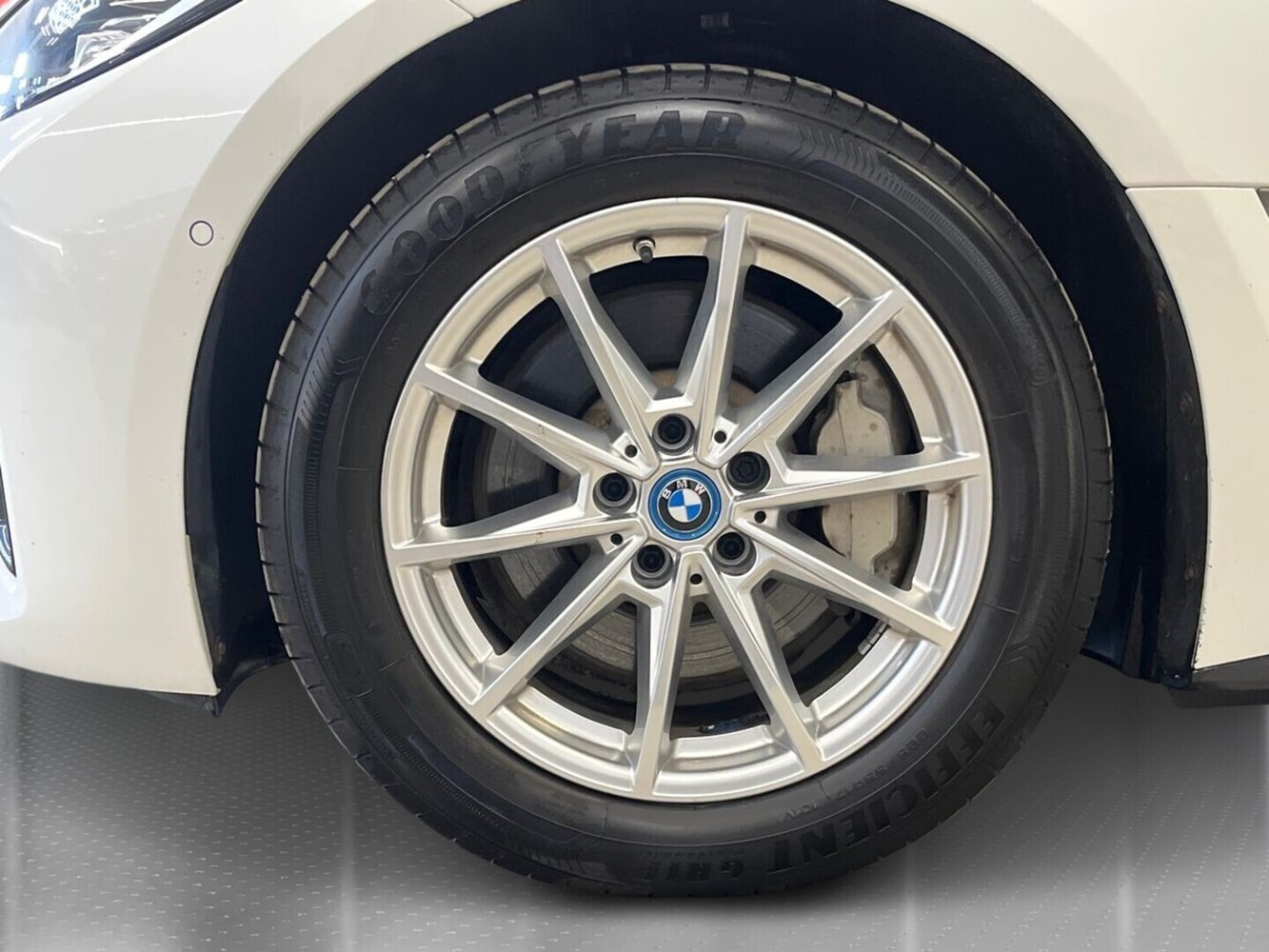BMW i4 vaihtoauto