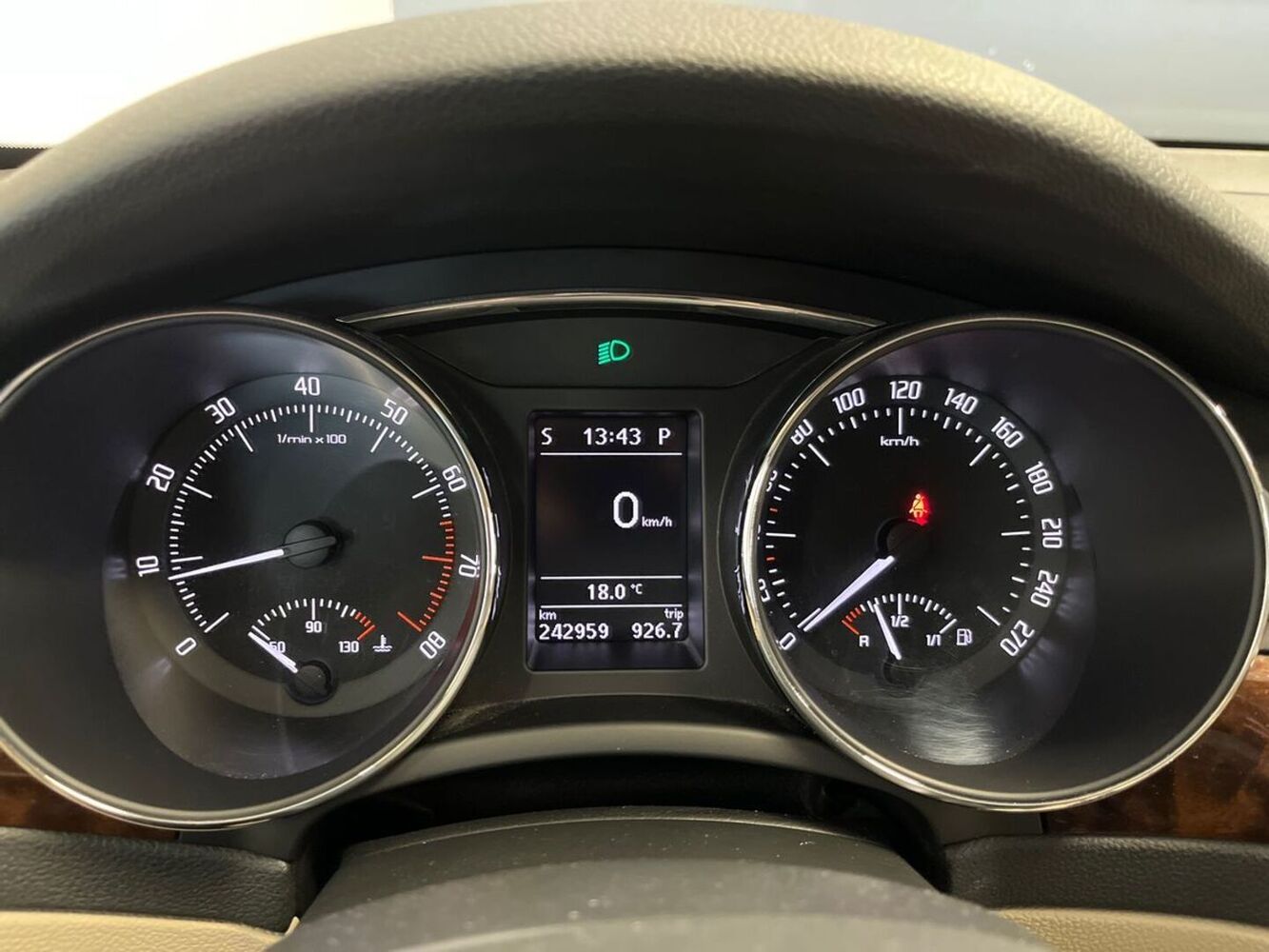 Skoda Superb vaihtoauto