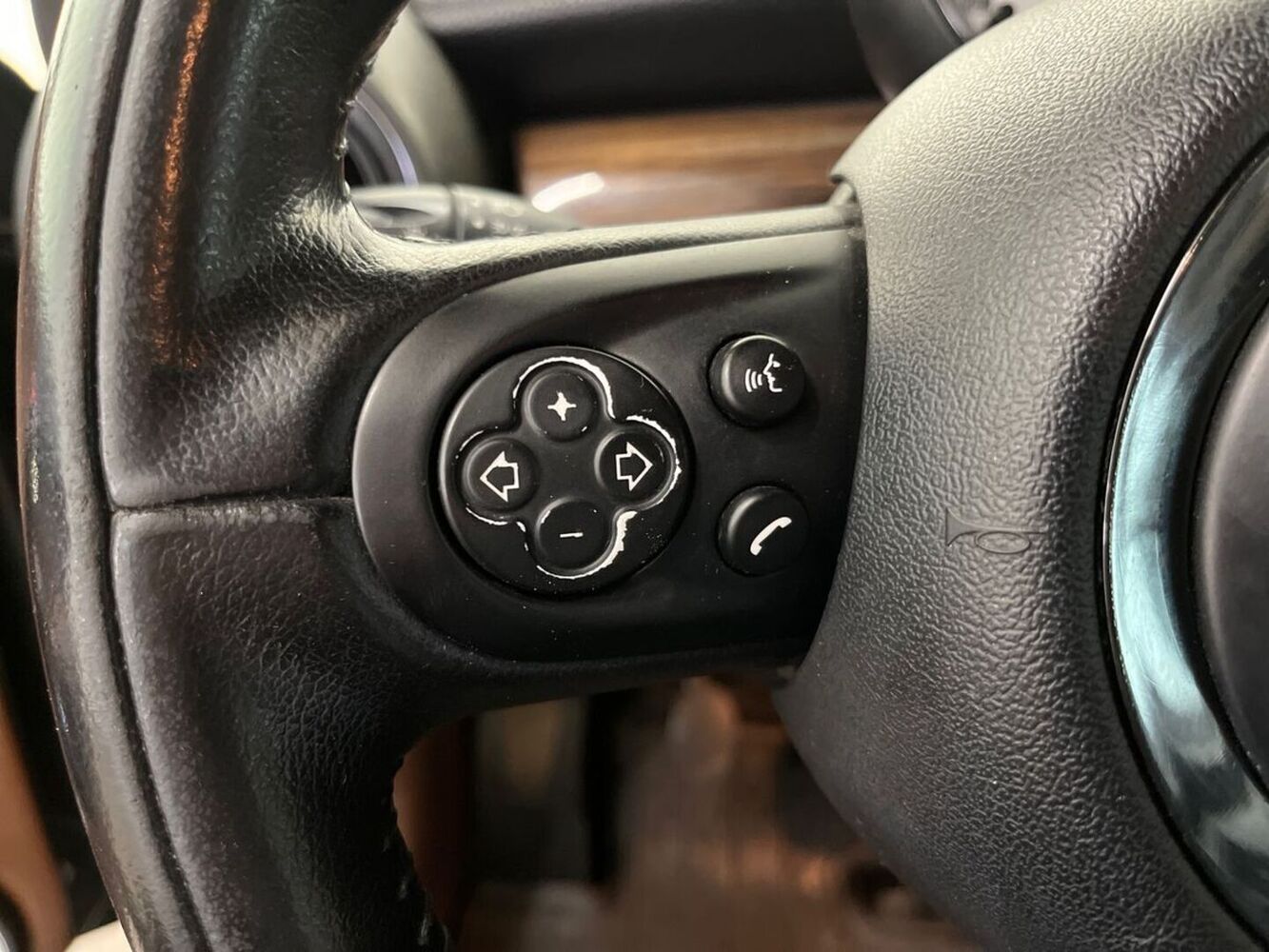 Mini Cooper vaihtoauto