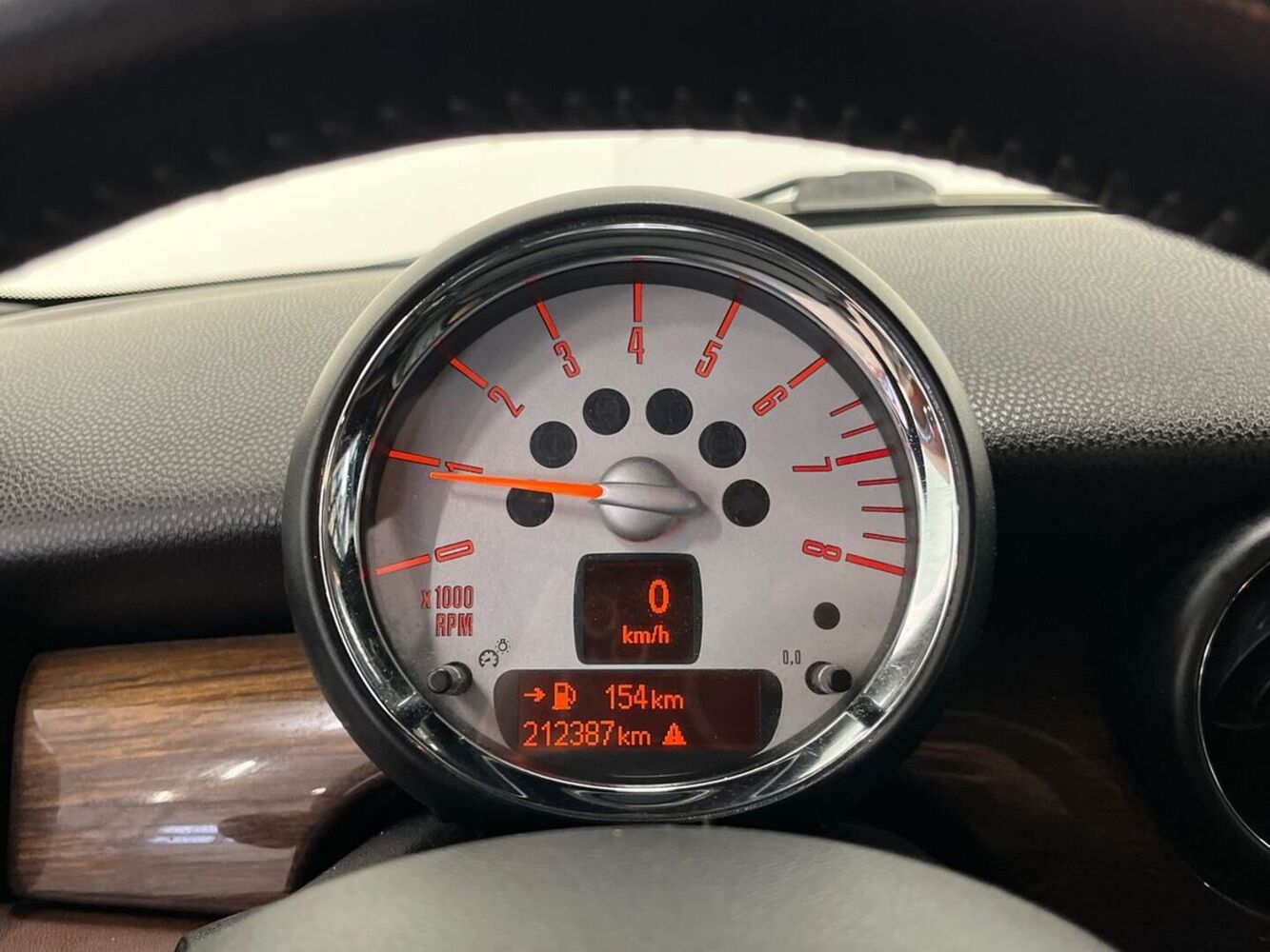 Mini Cooper vaihtoauto