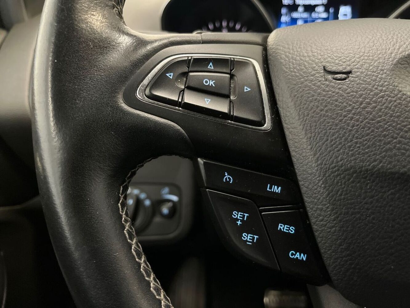Ford Kuga vaihtoauto