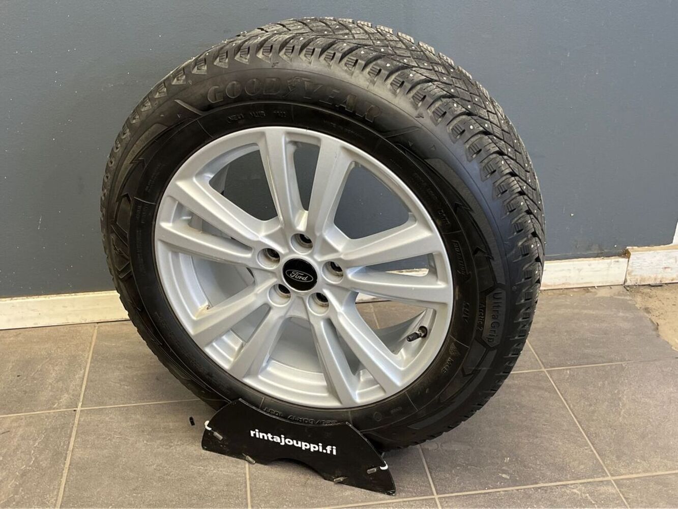 Ford Kuga vaihtoauto