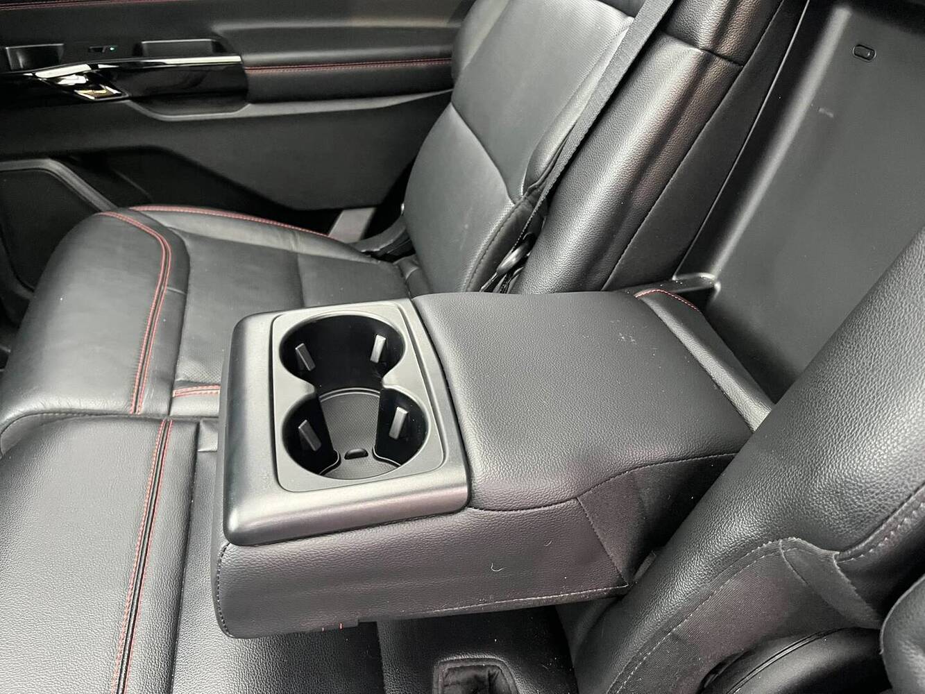 Ford USA Explorer vaihtoauto