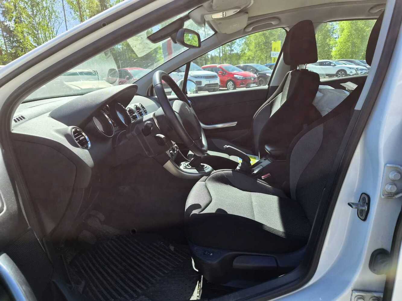 Peugeot 308 vaihtoauto