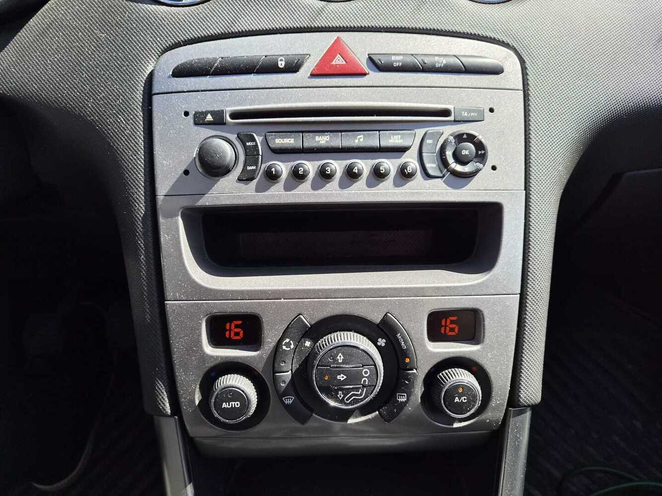 Peugeot 308 vaihtoauto