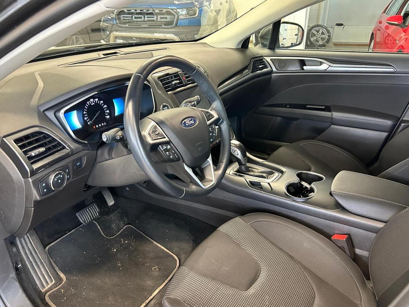 Ford Mondeo vaihtoauto