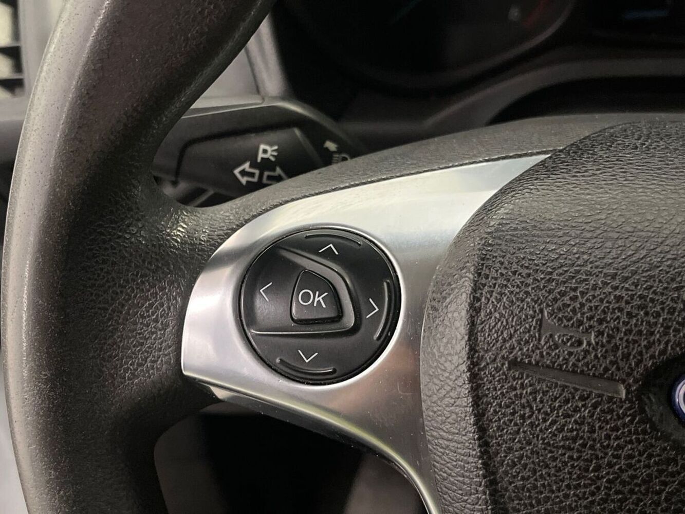 Ford Transit Connect vaihtoauto