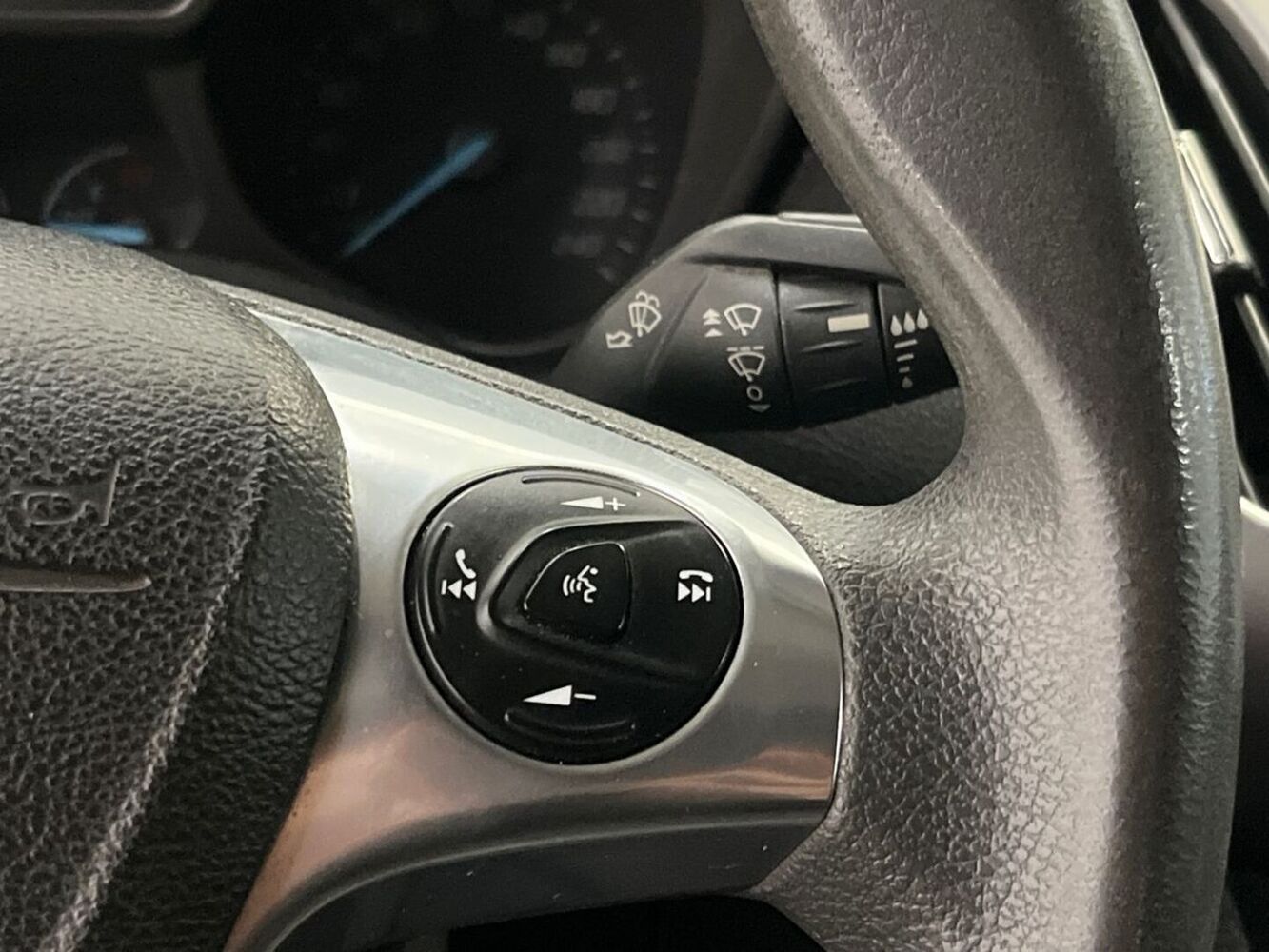 Ford Transit Connect vaihtoauto