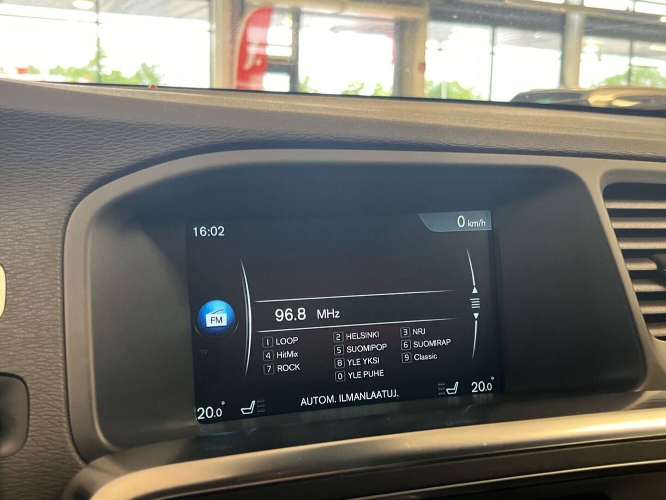Volvo V60 vaihtoauto