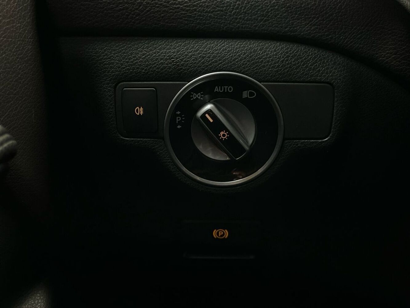 Mercedes-Benz GLA vaihtoauto