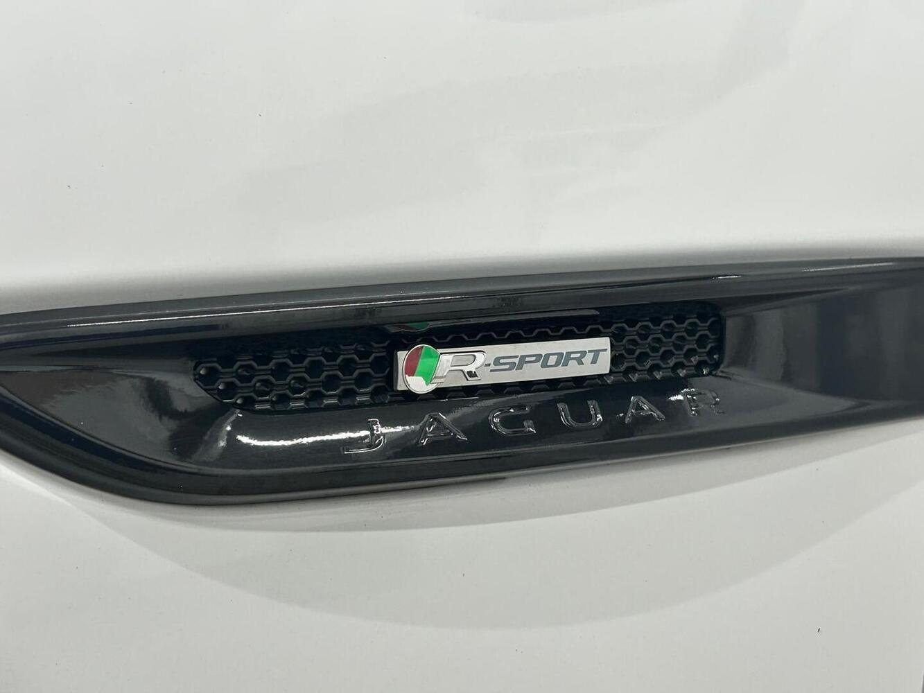 Jaguar XF vaihtoauto