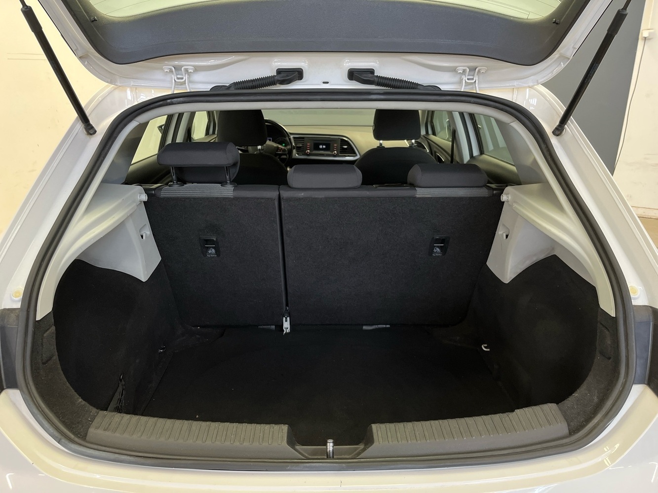 SEAT Leon vaihtoauto