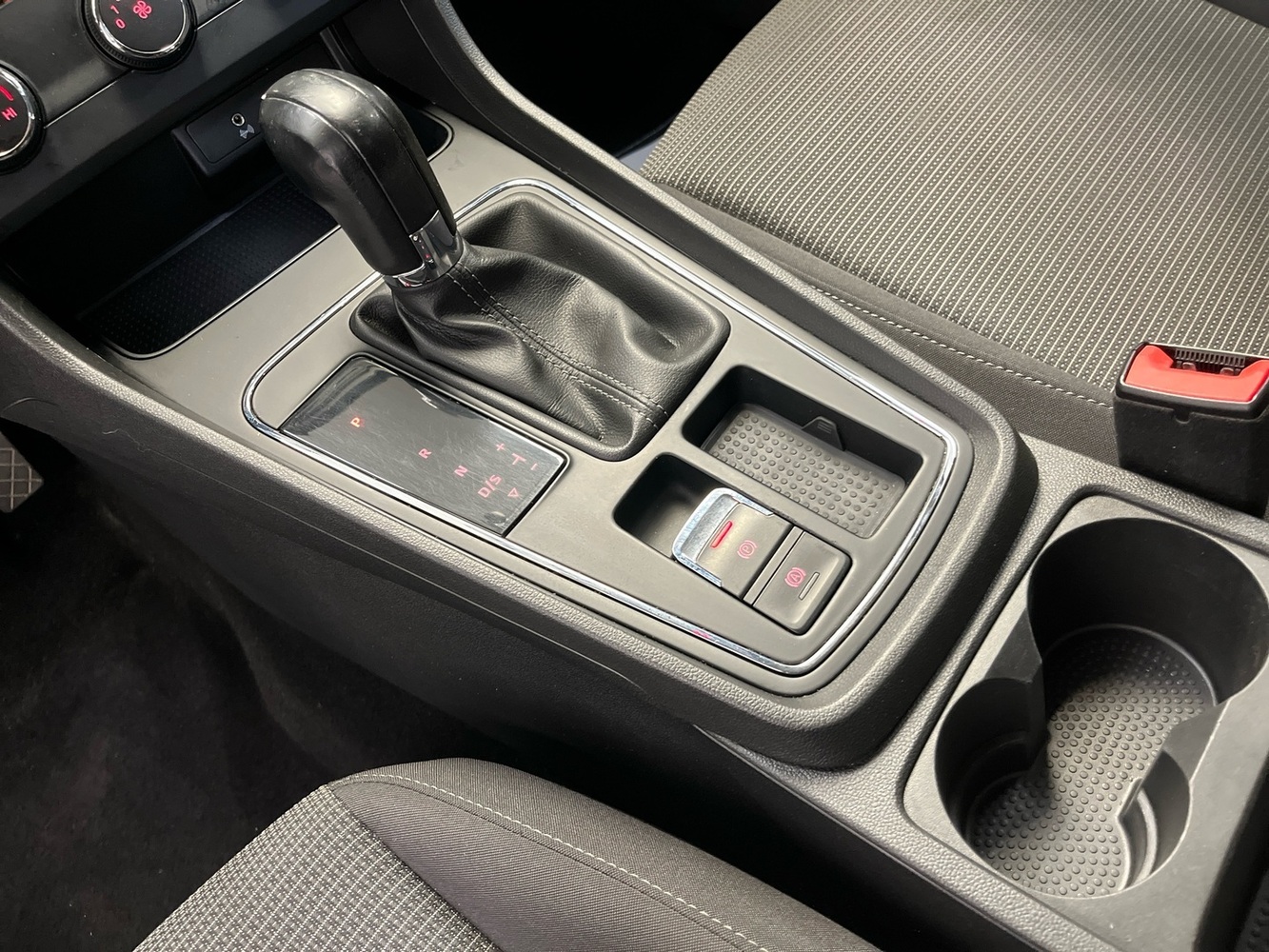 SEAT Leon vaihtoauto