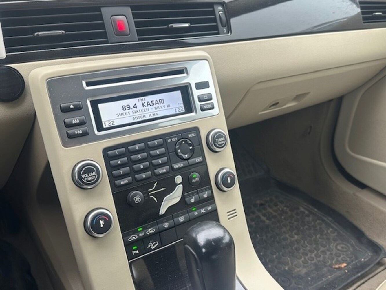Volvo XC70 vaihtoauto
