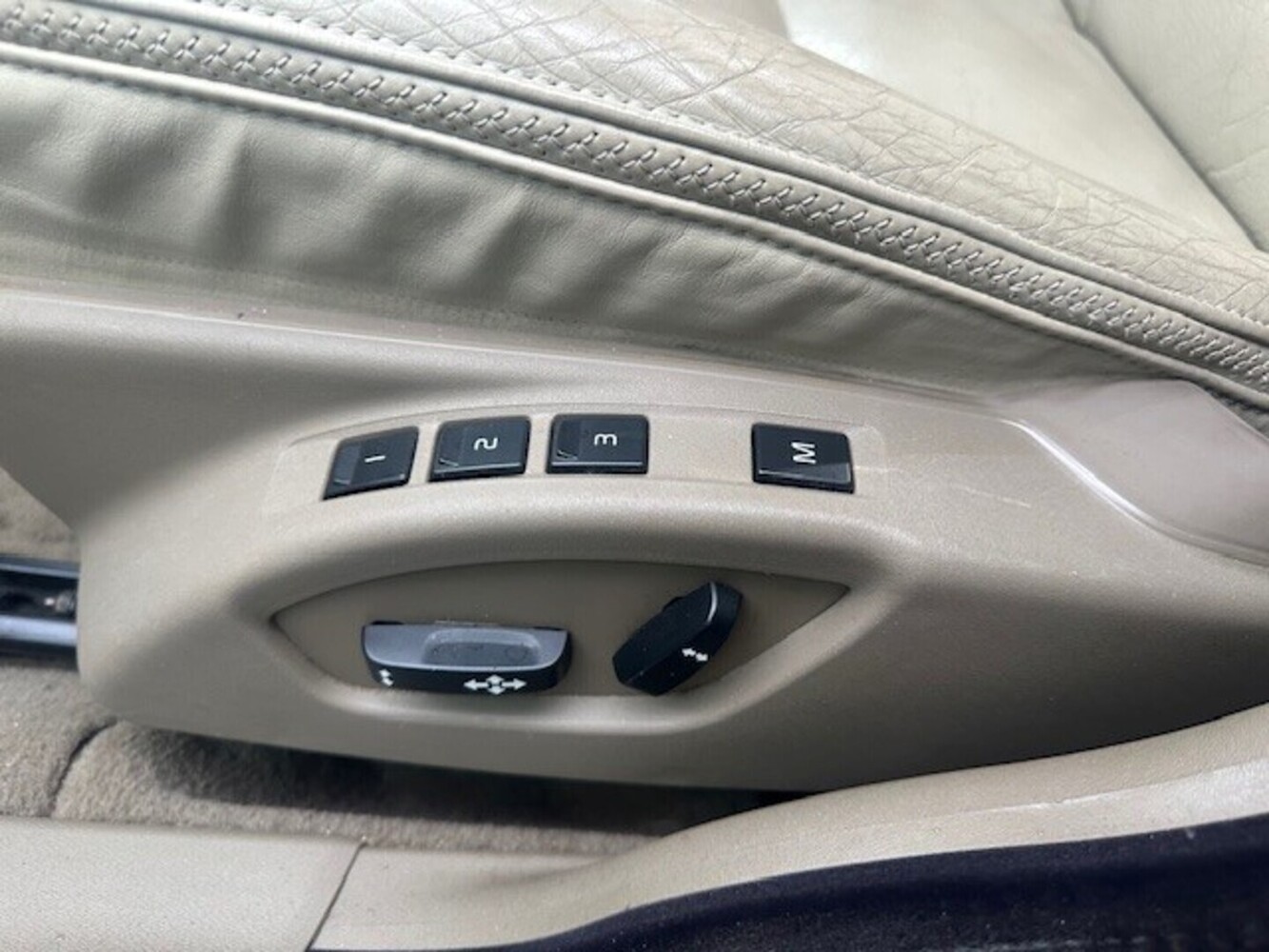 Volvo XC70 vaihtoauto