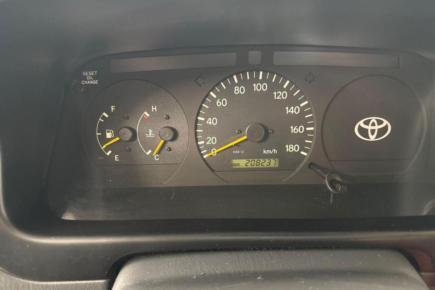 Toyota Hiace vaihtoauto