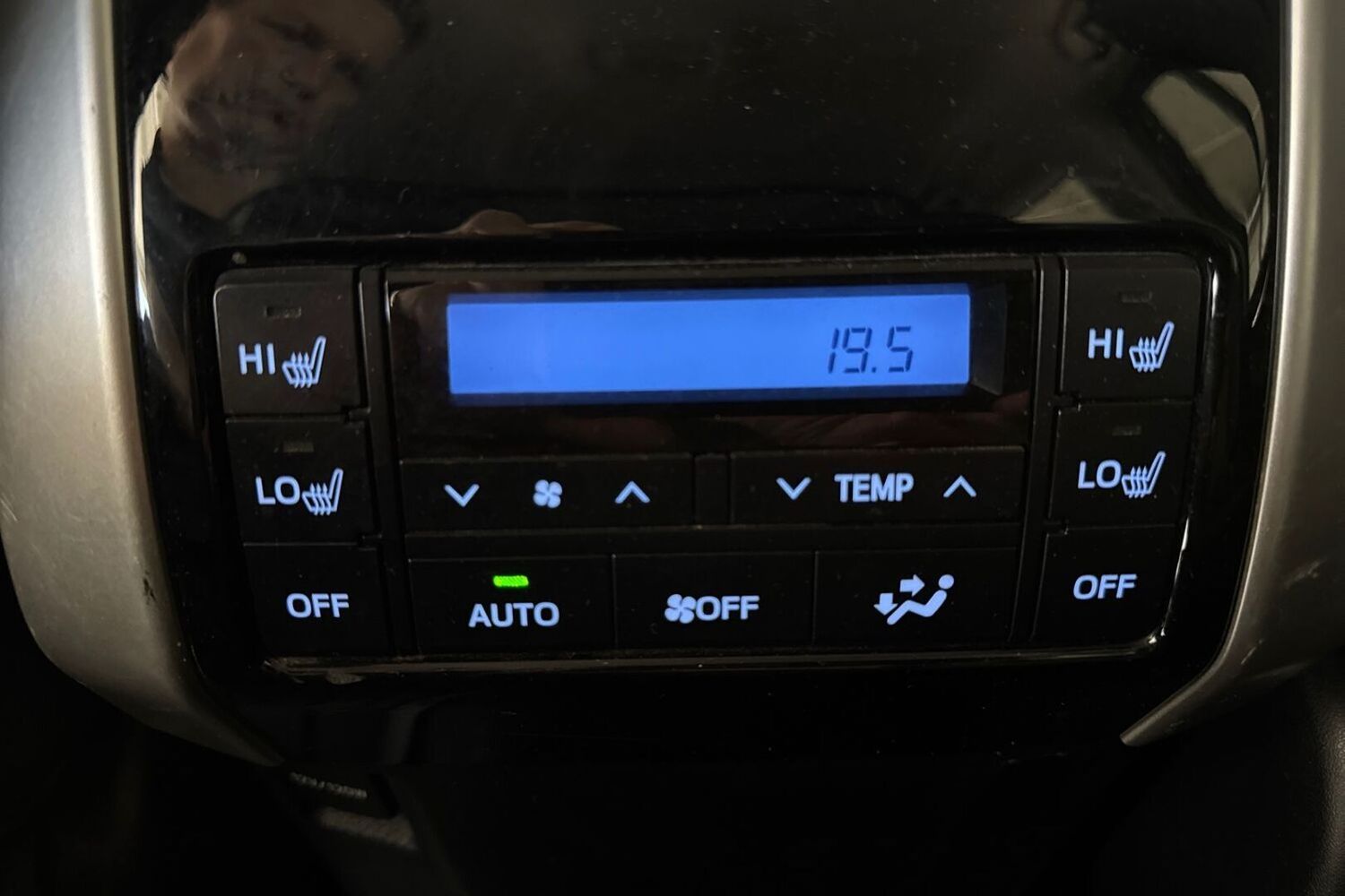 Toyota Land Cruiser vaihtoauto
