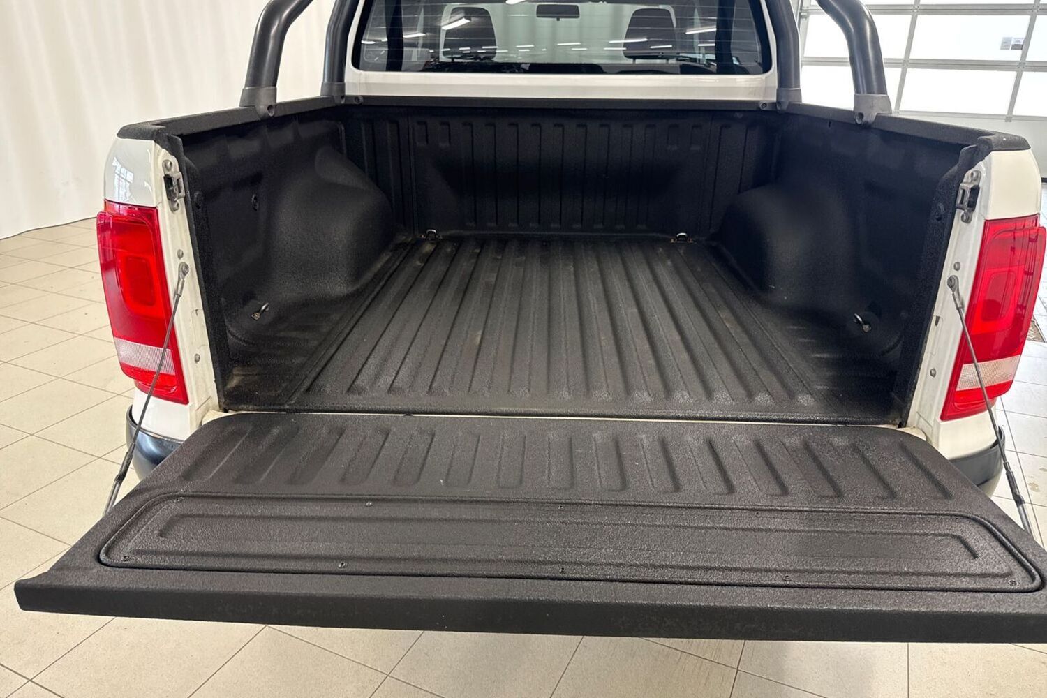 Volkswagen Amarok vaihtoauto