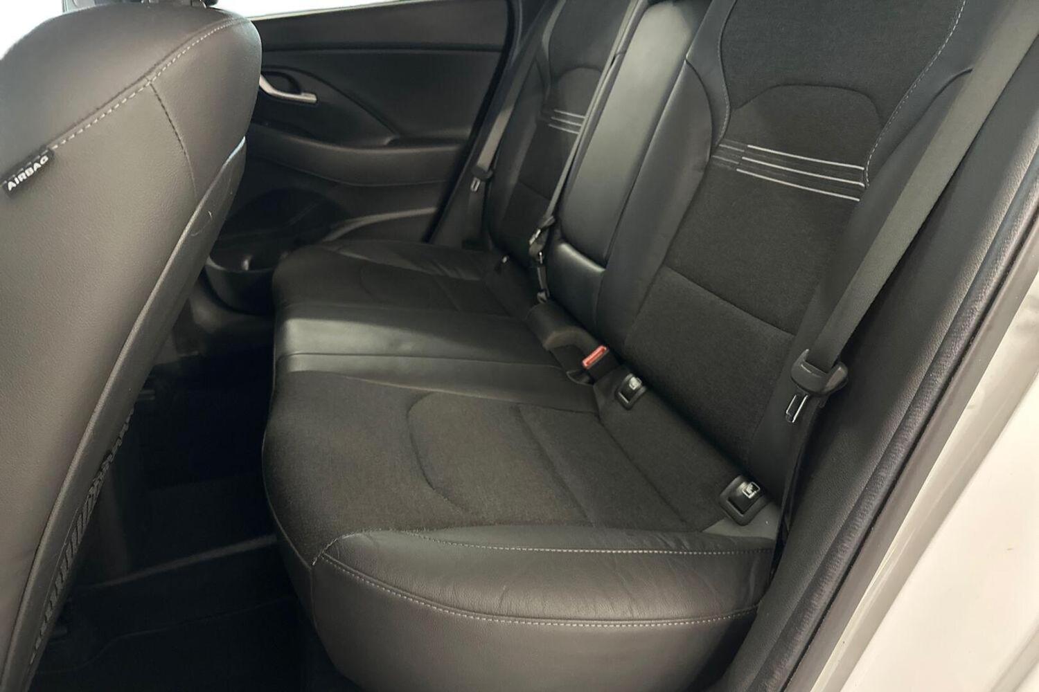 Hyundai i30 Wagon vaihtoauto
