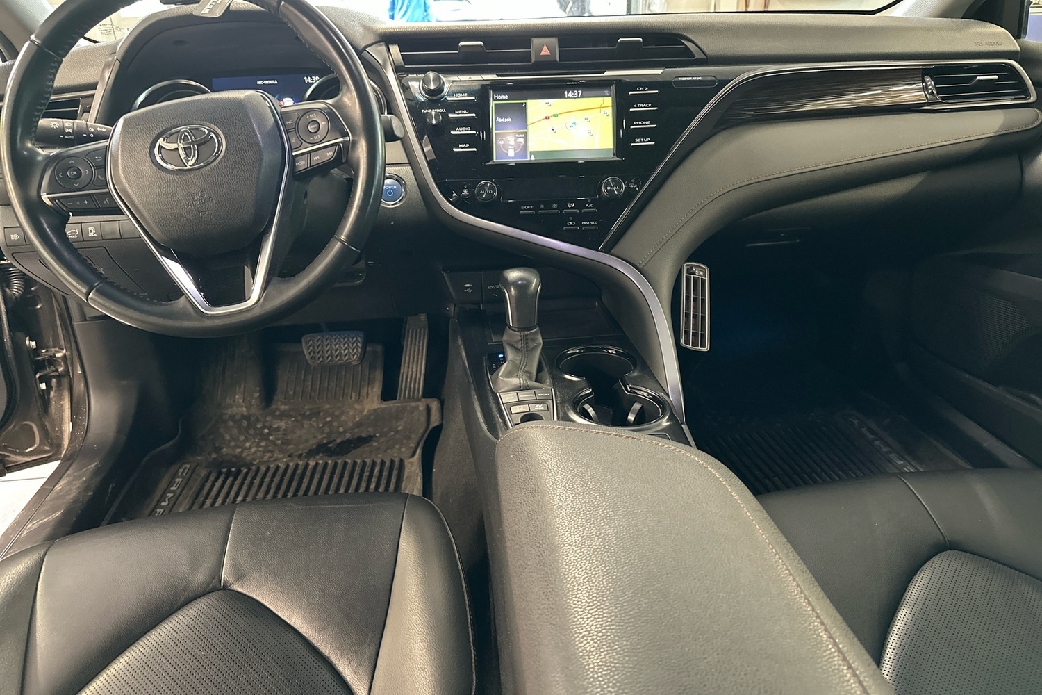 Toyota Camry vaihtoauto
