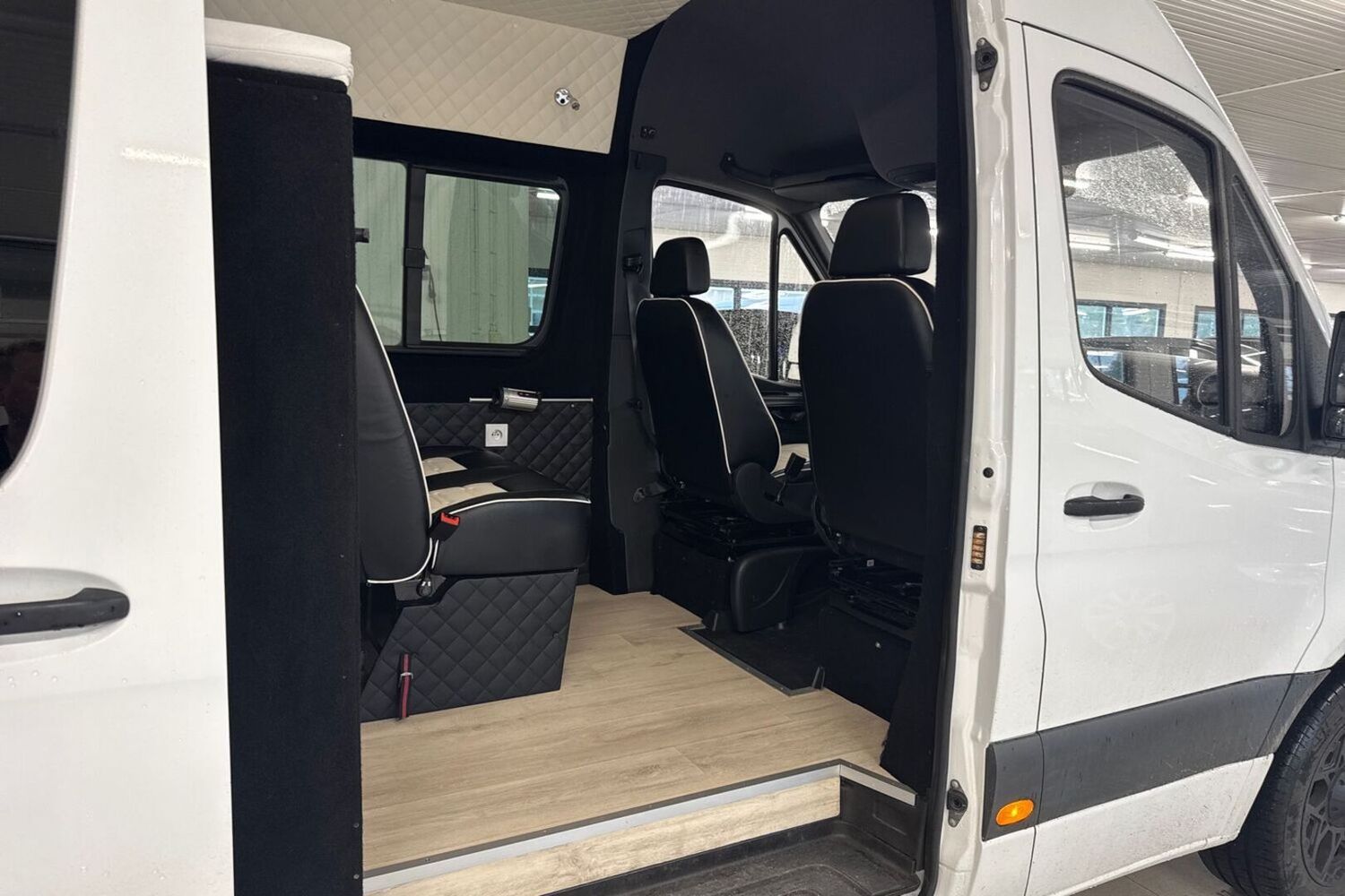Mercedes-Benz Sprinter vaihtoauto