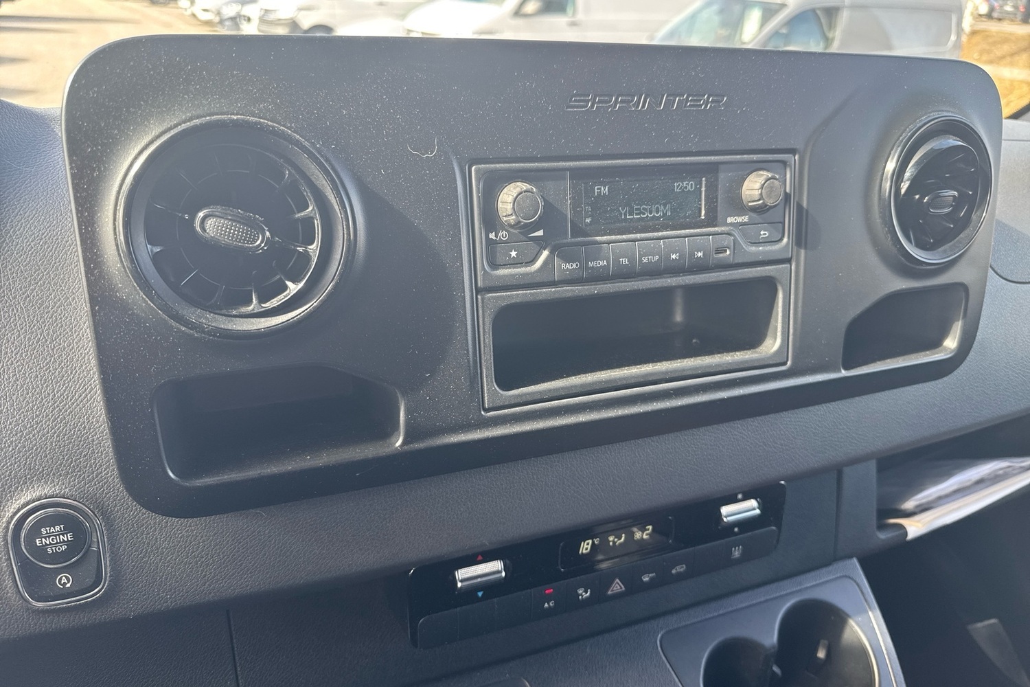 Mercedes-Benz Sprinter vaihtoauto