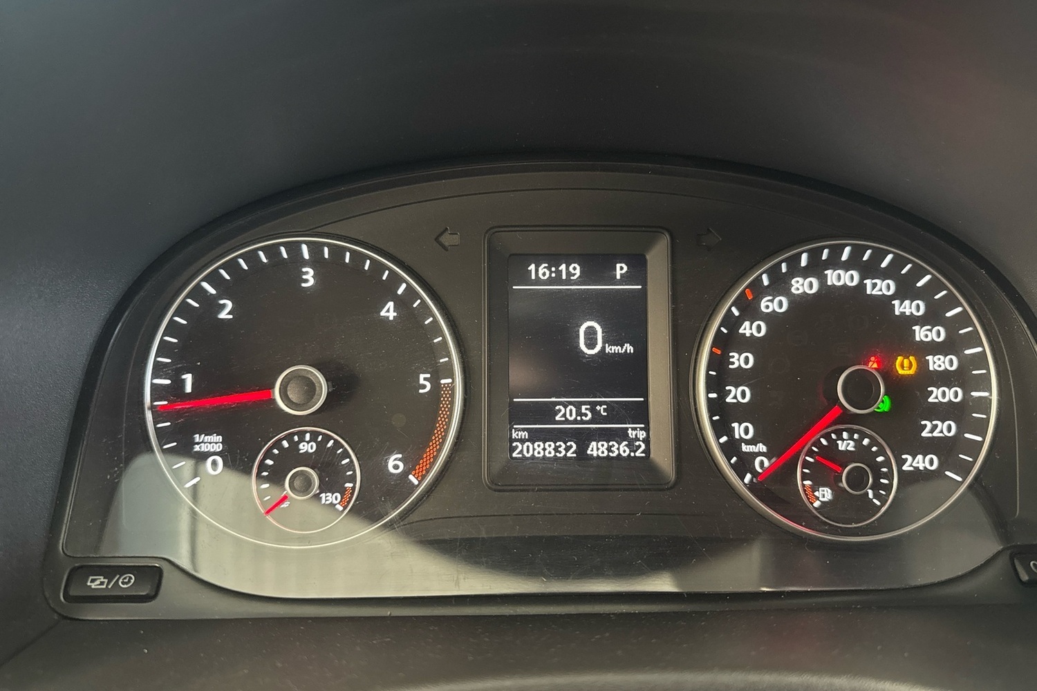 Volkswagen Caddy Maxi vaihtoauto