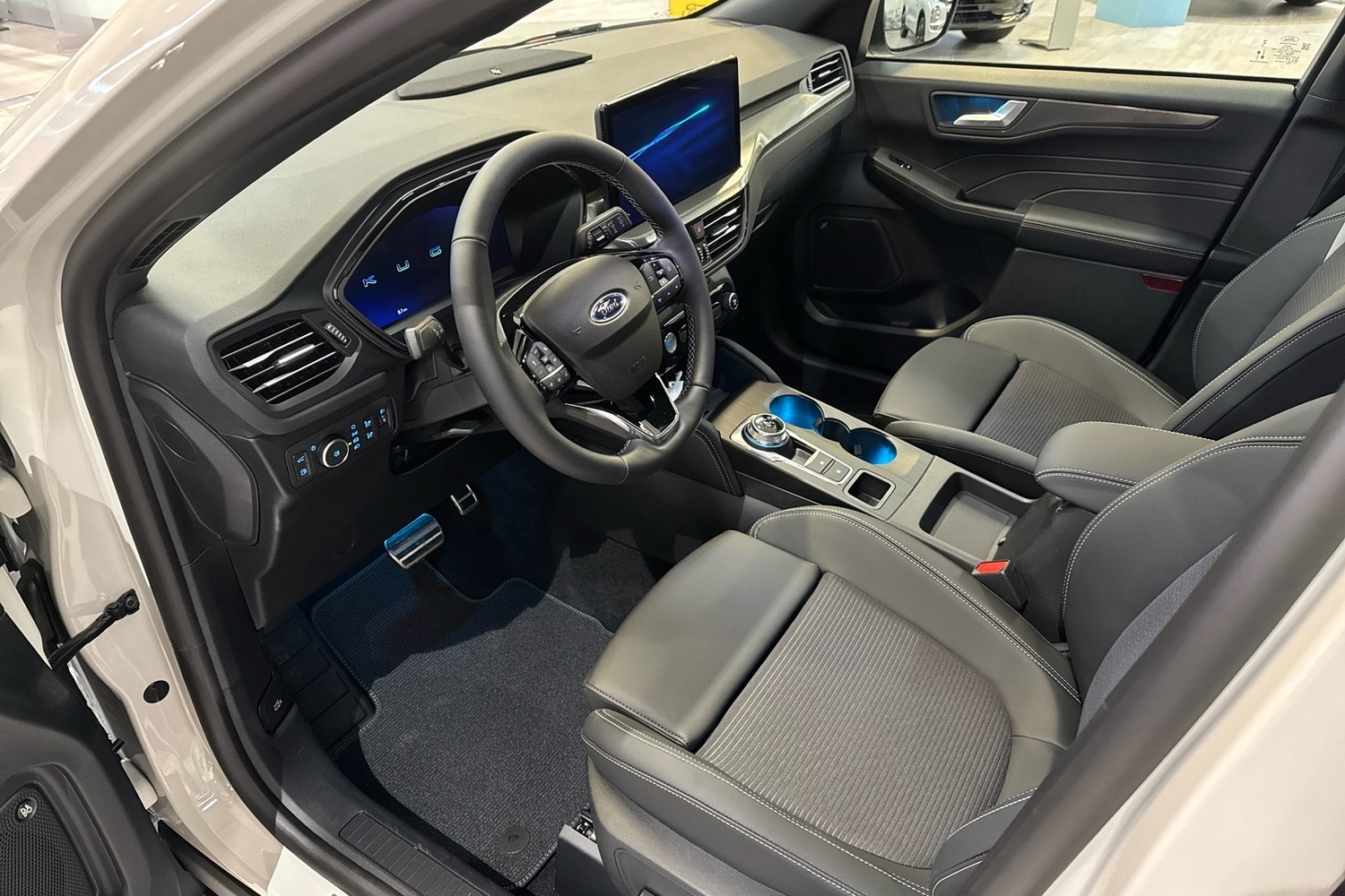 Ford Kuga vaihtoauto