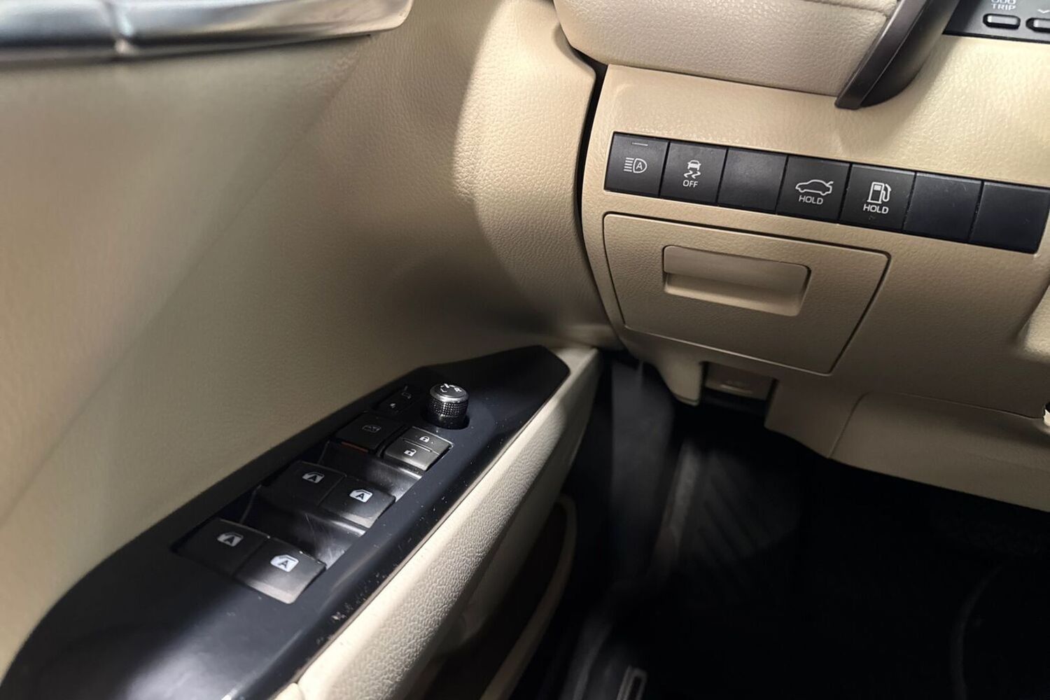 Toyota Camry vaihtoauto