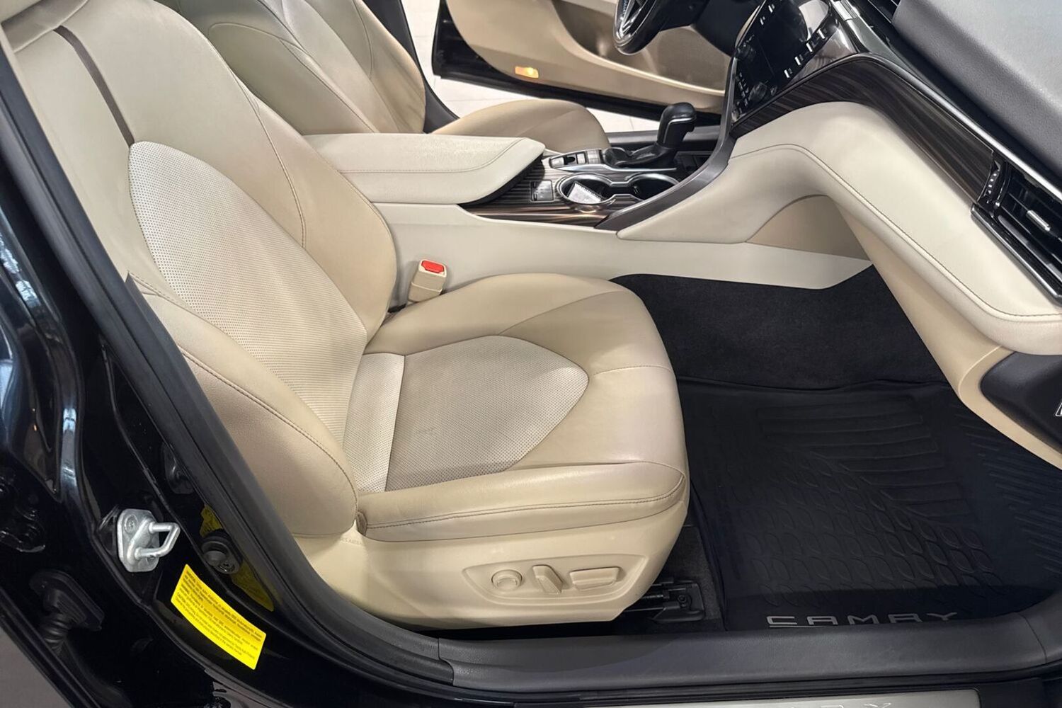 Toyota Camry vaihtoauto