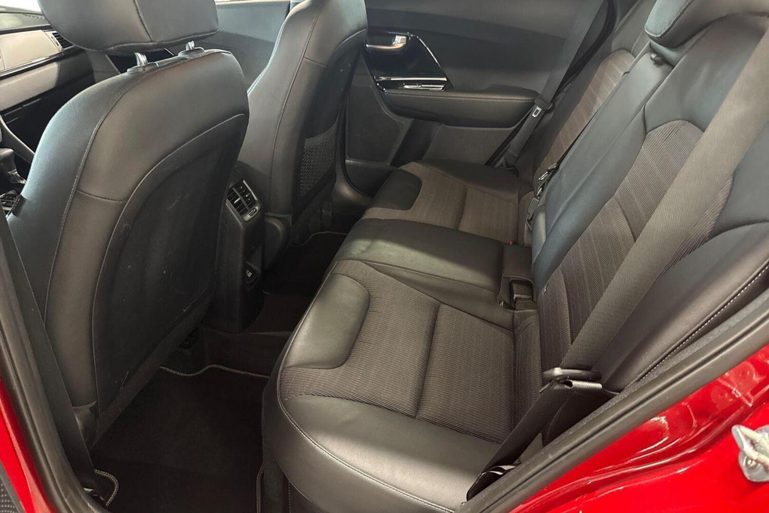 Kia Niro plug-in vaihtoauto