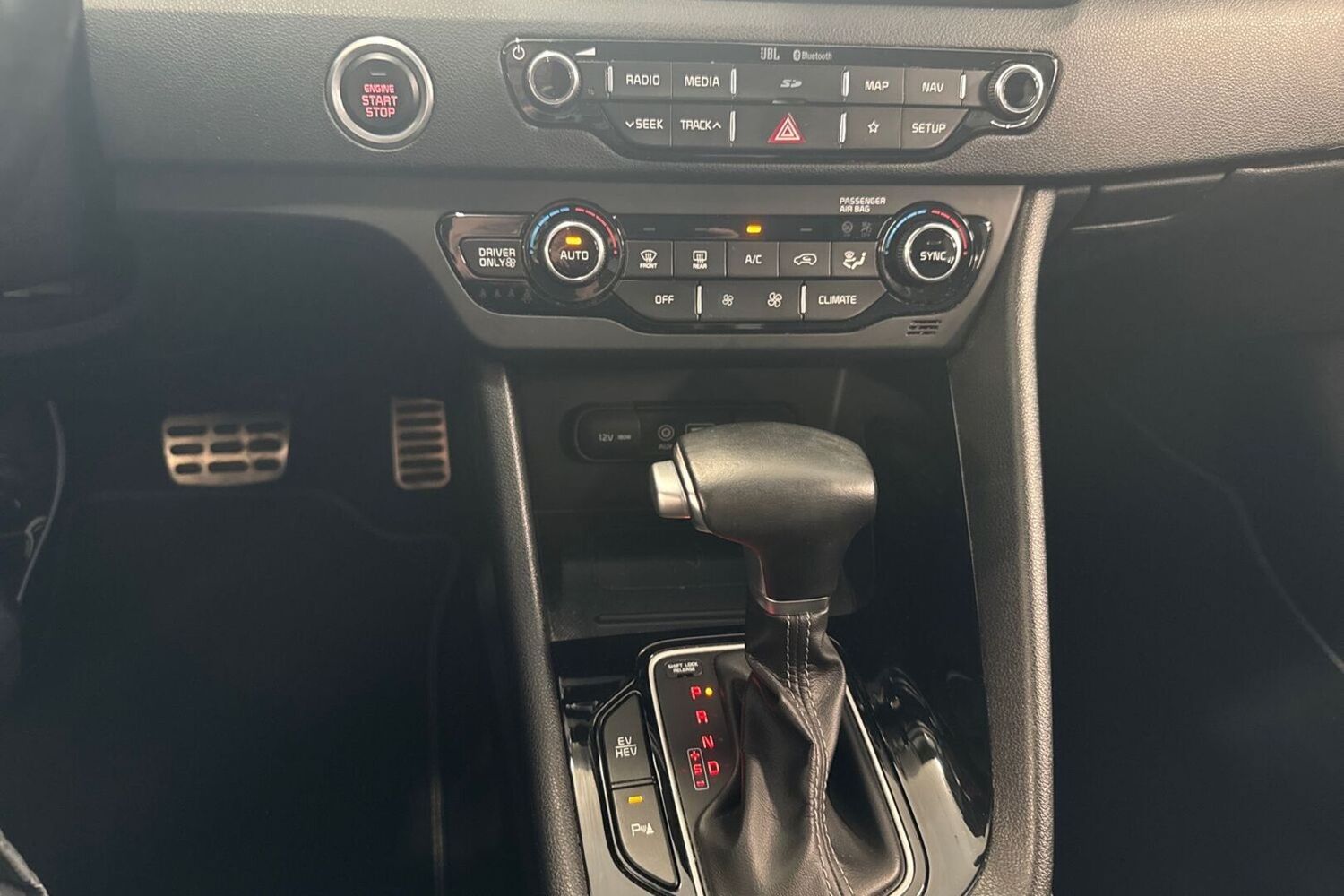 Kia Niro plug-in vaihtoauto