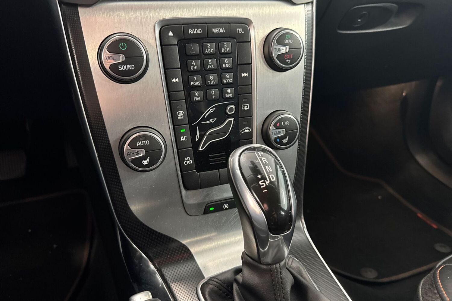 Volvo V40 vaihtoauto