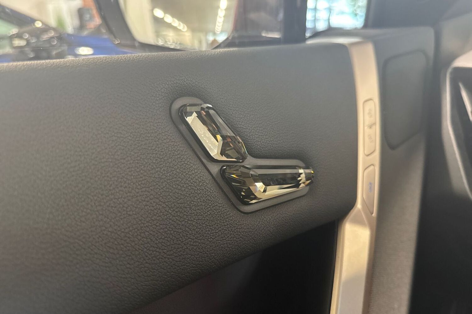 BMW iX vaihtoauto
