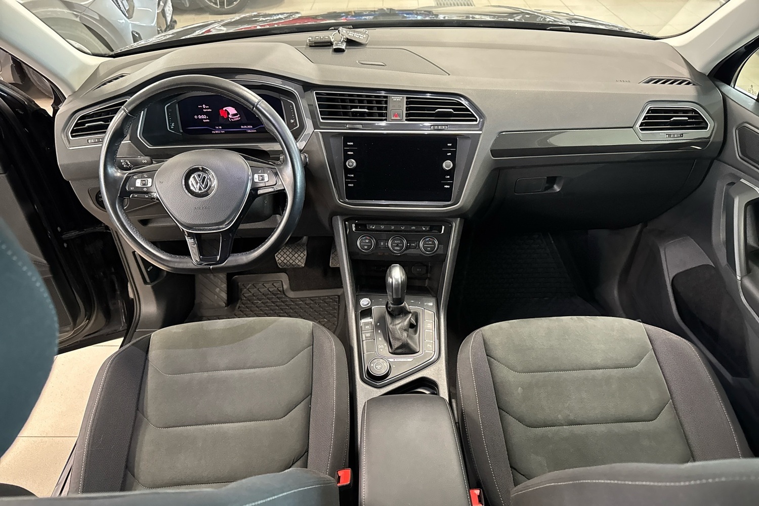 Volkswagen Tiguan vaihtoauto