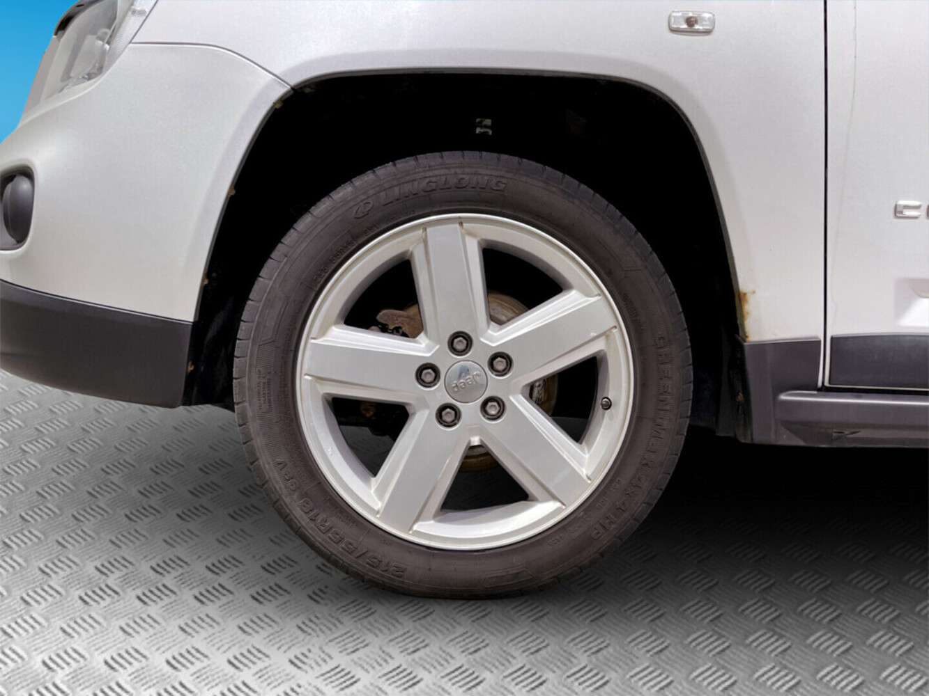 Jeep Compass vaihtoauto