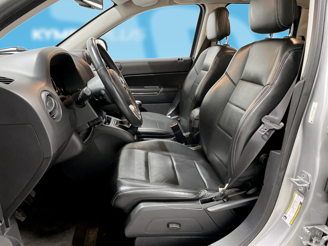 Jeep Compass vaihtoauto