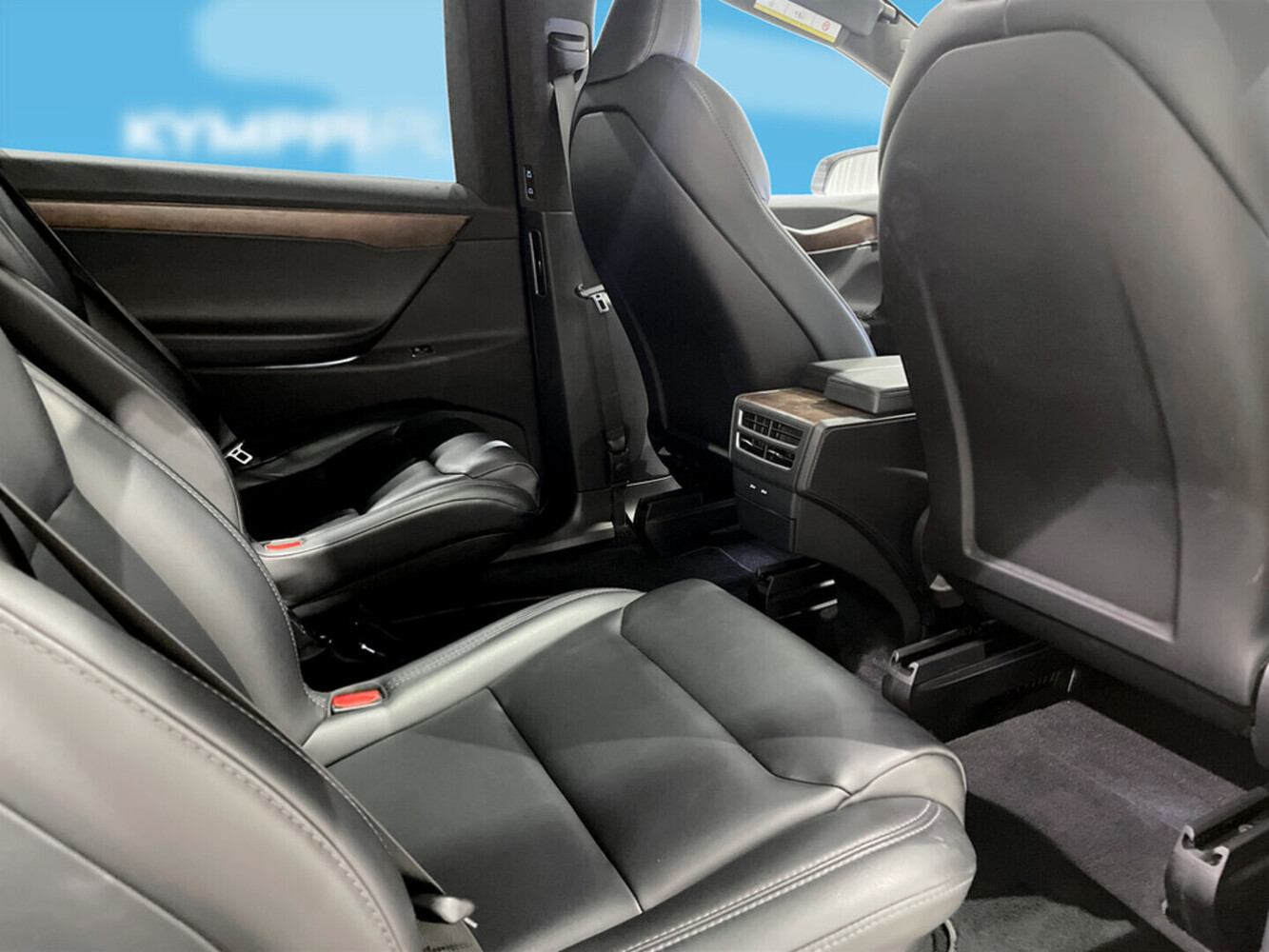 Tesla Model X vaihtoauto