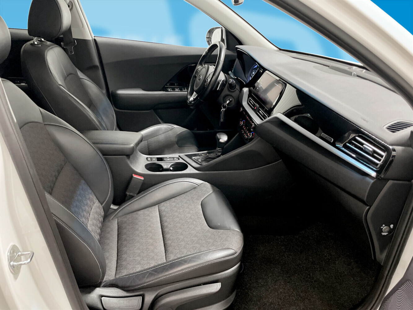 Kia Niro plug-in vaihtoauto